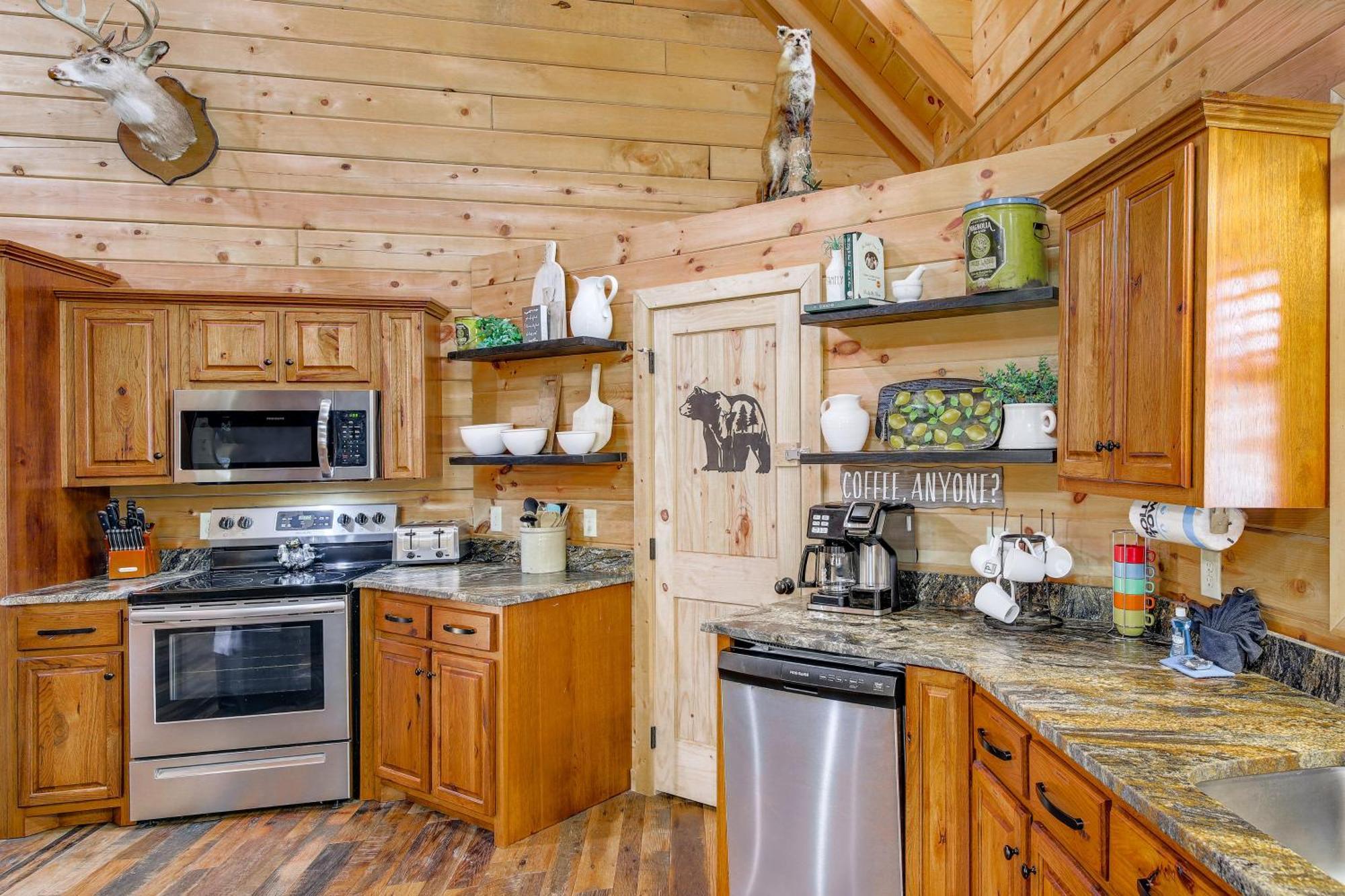 Riverfront Cabin With Hot Tub - 3 Miles To Dollywood Пиджен-Фордж Экстерьер фото